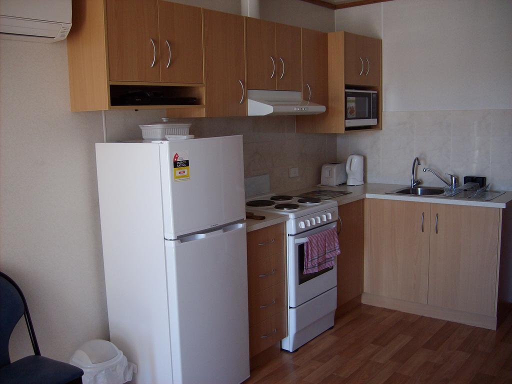 Jacko'S Holiday Cabins Arno Bay Exterior photo